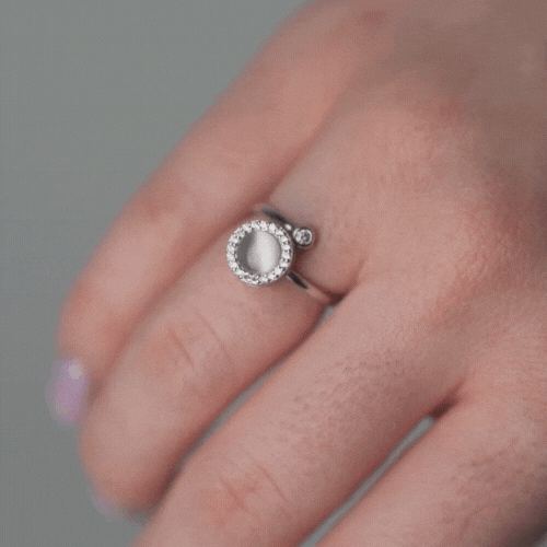 Елегантност въртящ се елемент