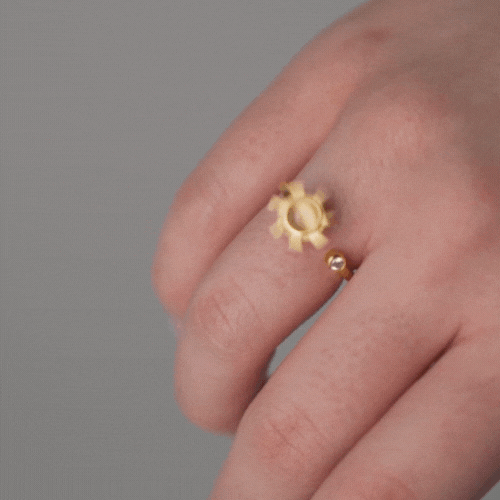 Слънце златист въртящ се елемент